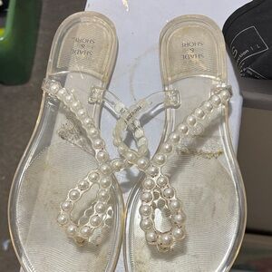 Shade & Shore Clear Pearl Sandals